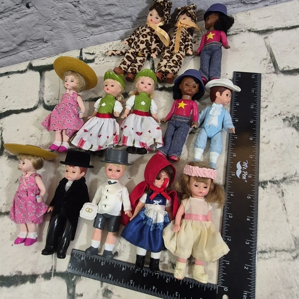 Madame Alexander Mini Dolls Lot Of 13 Assortment McDonalds Some Duplicates